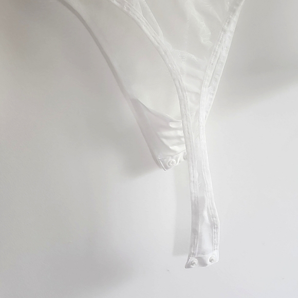 NWT Anthropologie Lace Bodysuit the Harlow in white size small - Picture 5 of 6